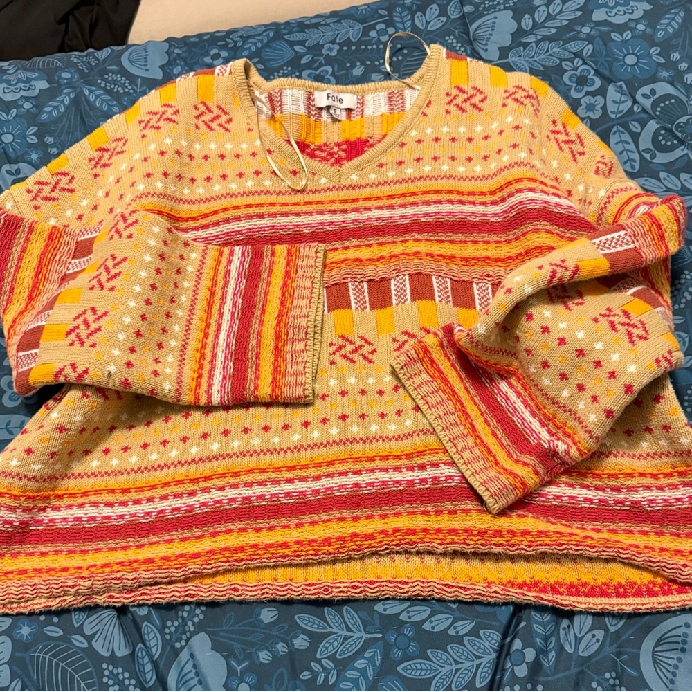Fate Women's V-Neck Sweater in Red, Orange, and Cream